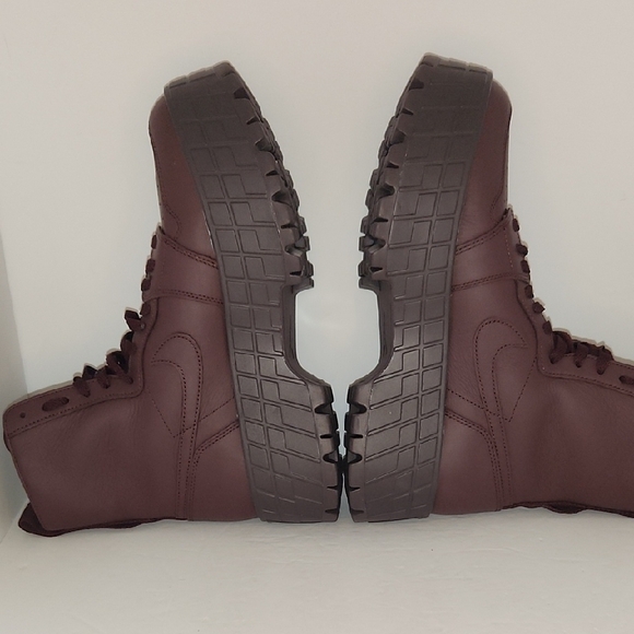 Jordan 1 High Brooklyn Sneaker Boots - Picture 6 of 10